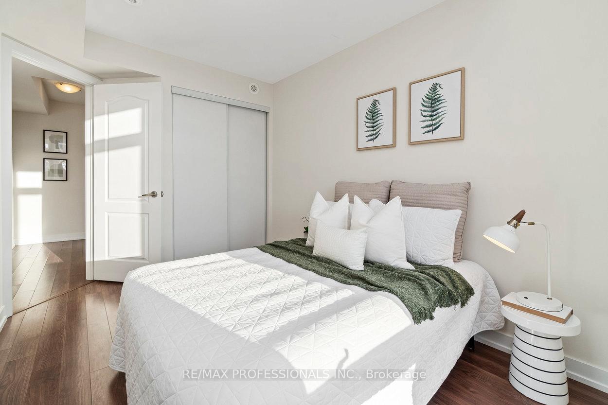 Photo 19 of Unit 912, 2 Blanche Lane, Markham, Cornell — HOMEH