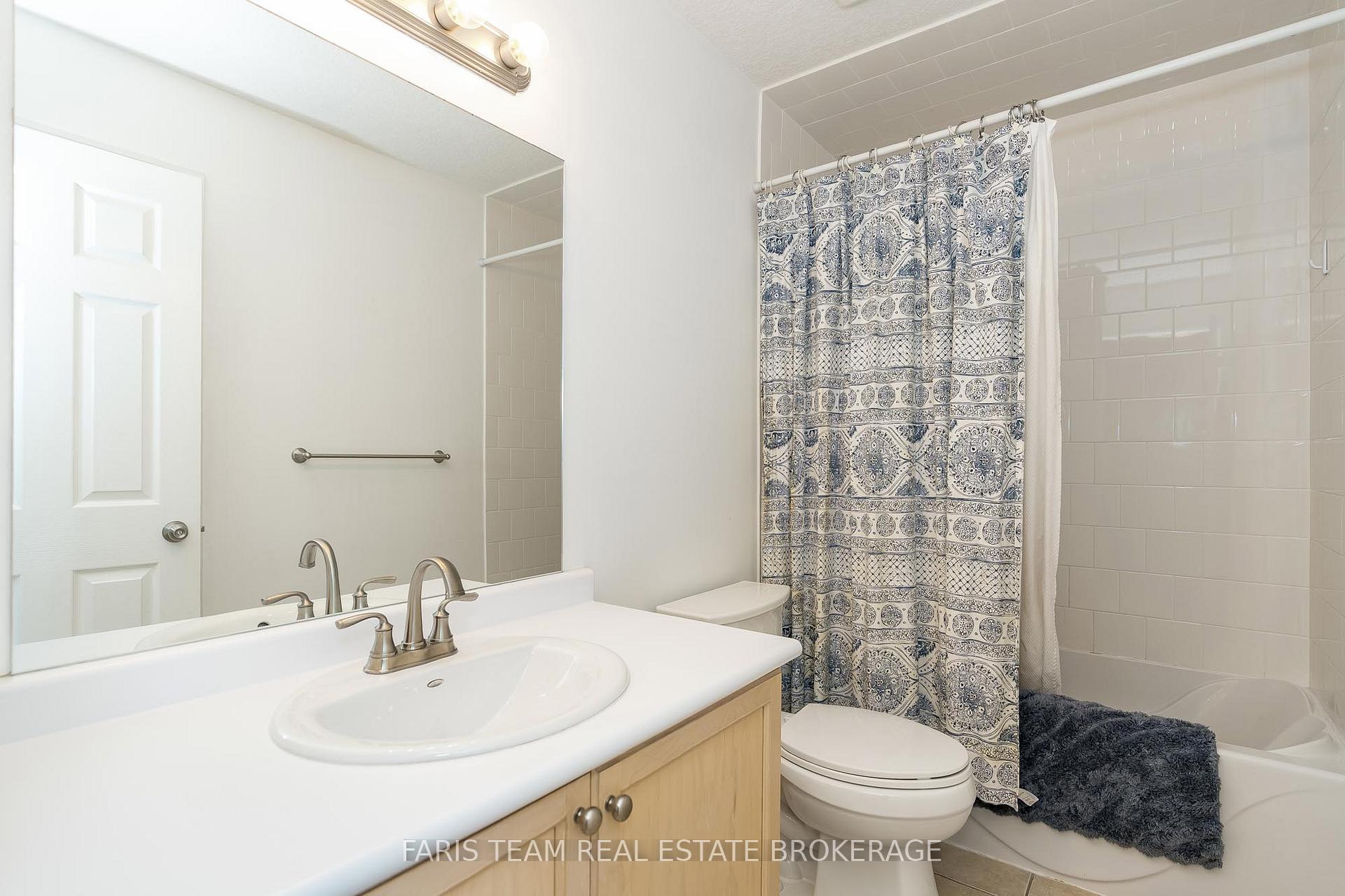 Photo 18 of 40 Sovereign's Gate, Barrie, Innis-Shore — HOMEH