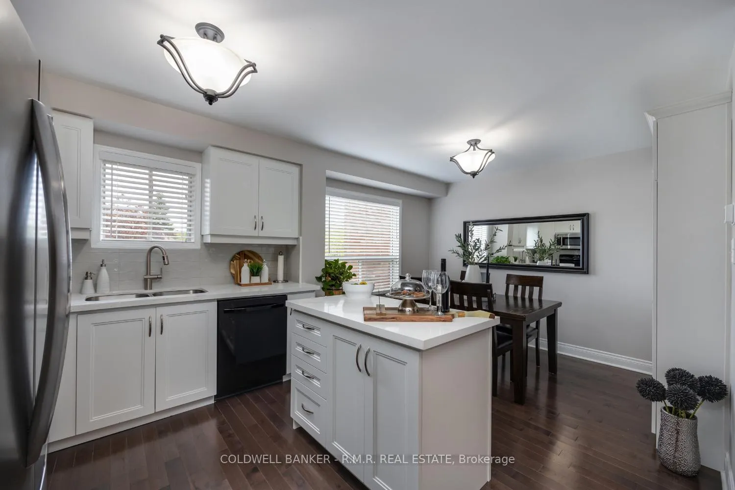 Photo 8 of 32 Mugford Road, Aurora, Bayview Wellington — HOMEH