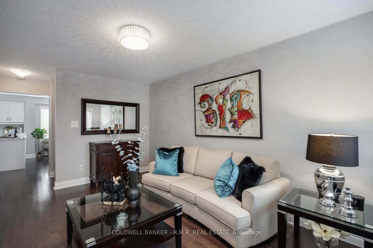 Photo 12 of 32 Mugford Road, Aurora, Bayview Wellington — HOMEH
