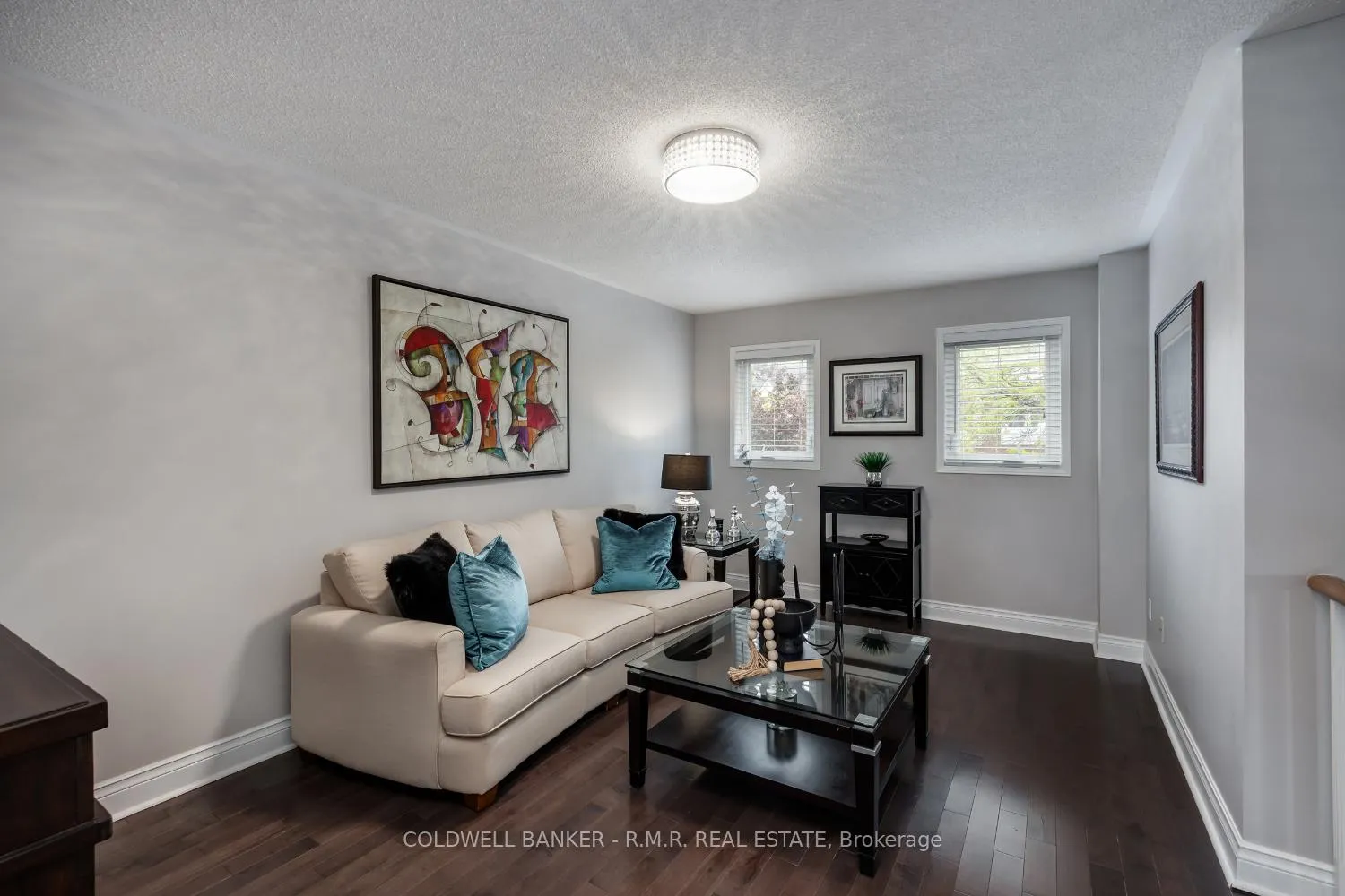 Photo 13 of 32 Mugford Road, Aurora, Bayview Wellington — HOMEH