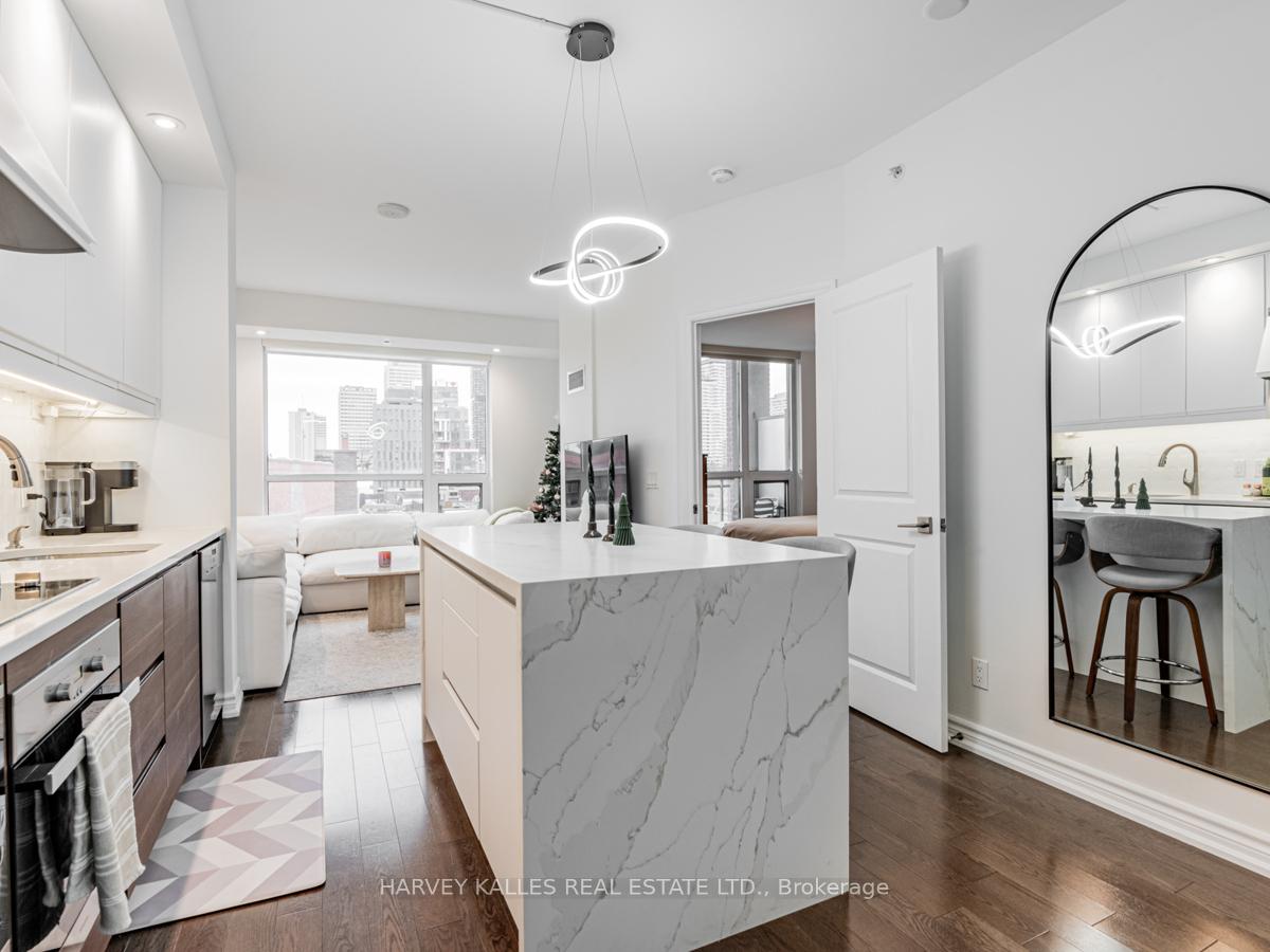 Photo 5 of Unit 415, 23 Glebe Road W, Toronto, Yonge-Eglinton — HOMEH