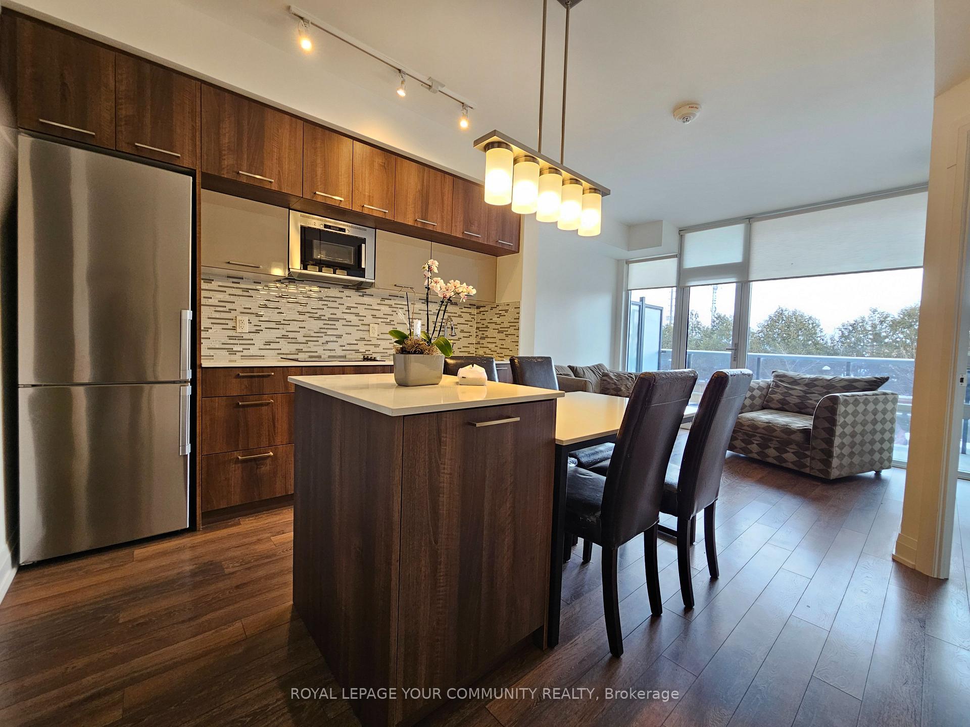 Photo 3 of Unit 234, 4800 Highway 7, Vaughan, East Woodbridge — HOMEH