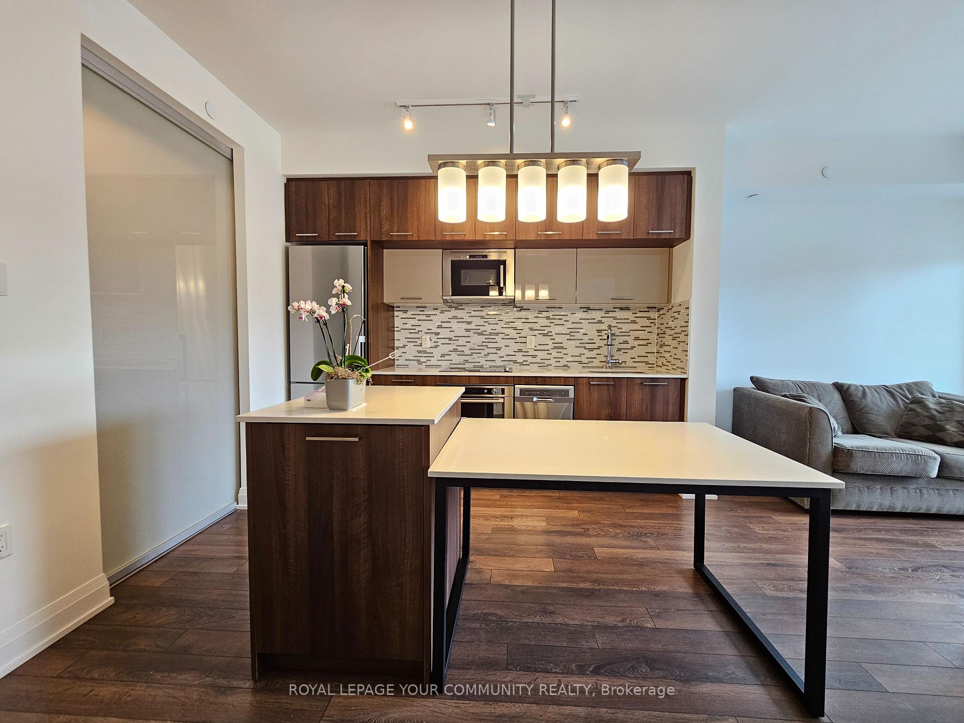Photo 4 of Unit 234, 4800 Highway 7, Vaughan, East Woodbridge — HOMEH
