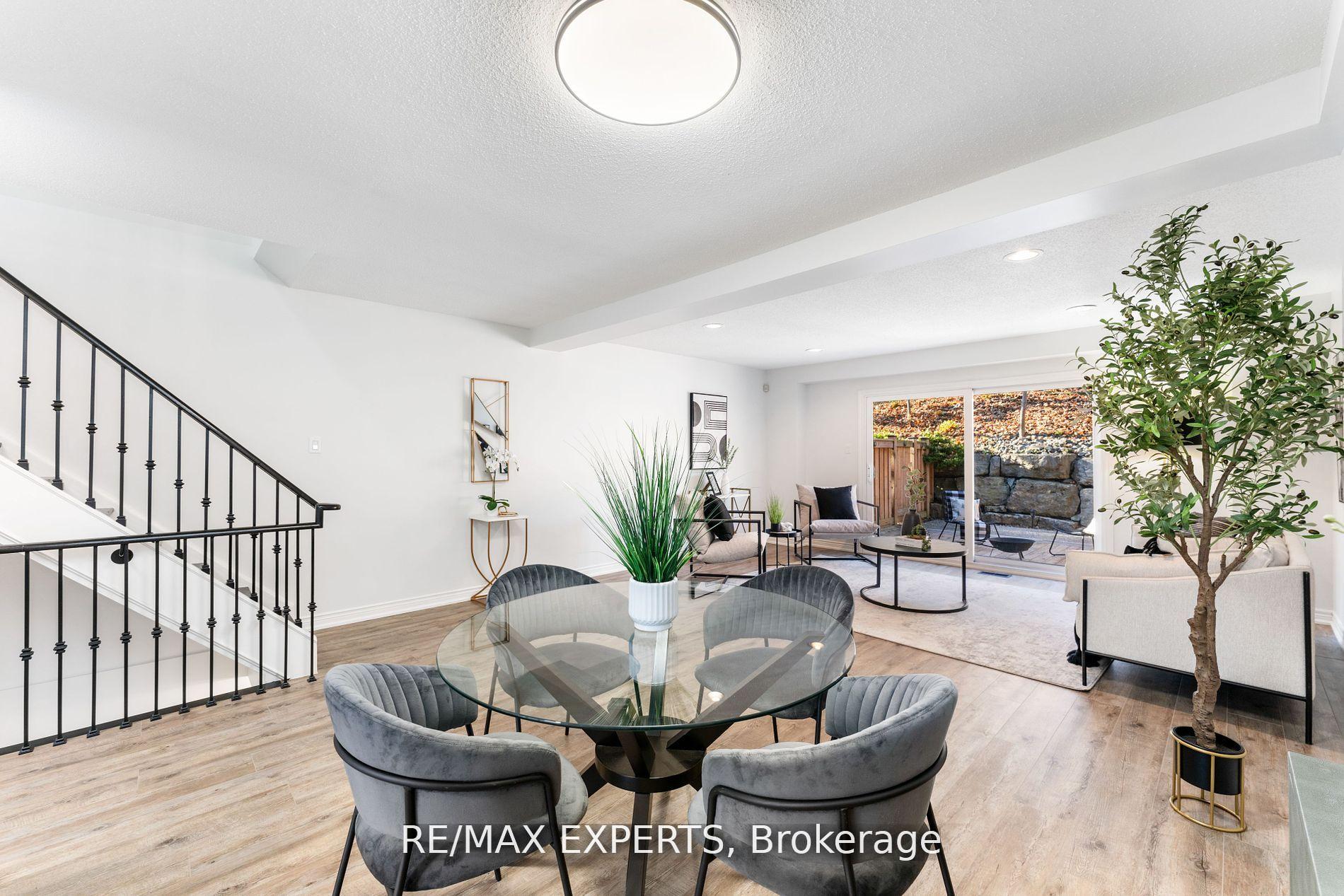 Photo 7 of Unit 10, 20 William Farr Lane, Vaughan, West Woodbridge — HOMEH