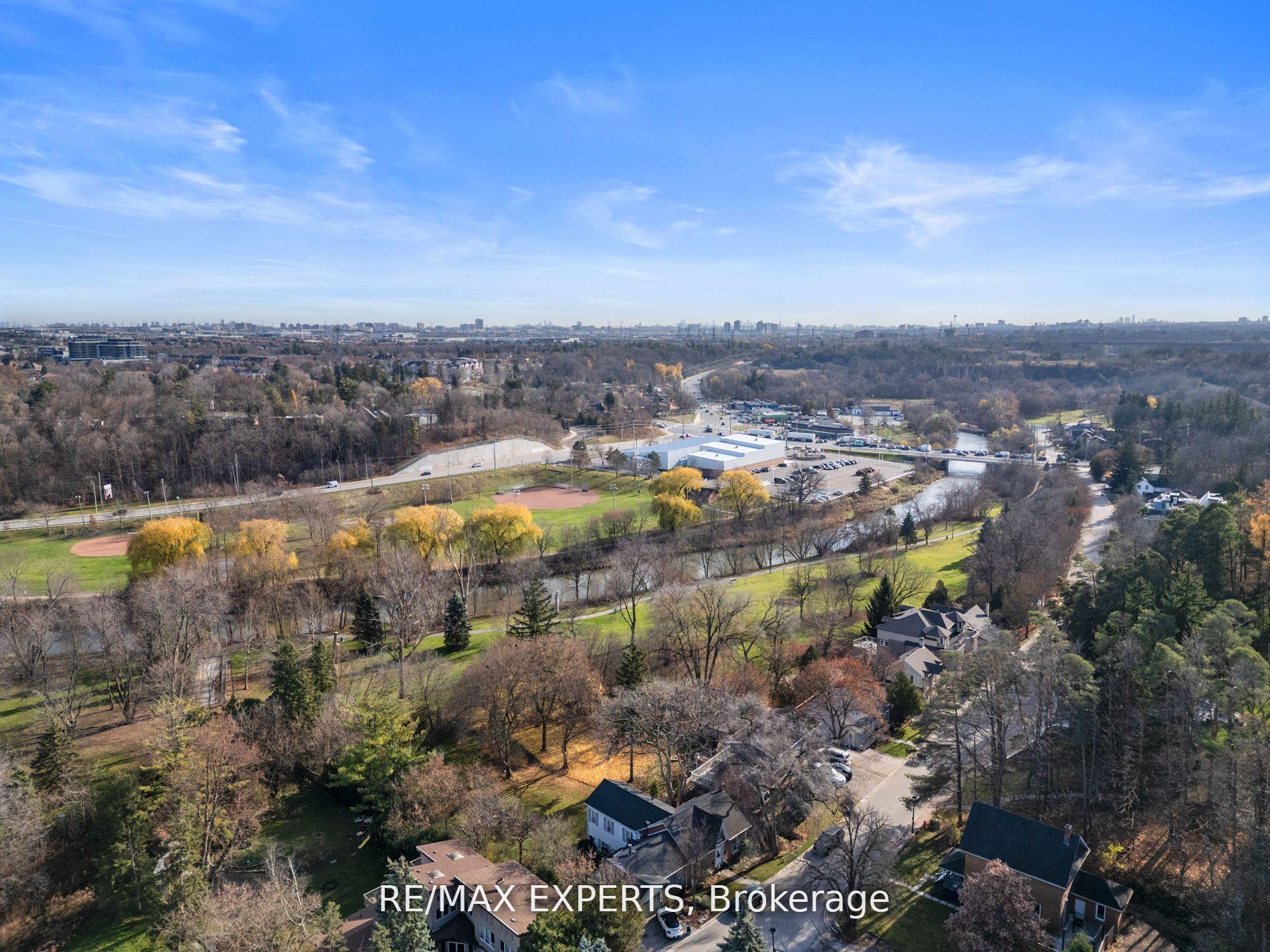 Photo 23 of Unit 10, 20 William Farr Lane, Vaughan, West Woodbridge — HOMEH