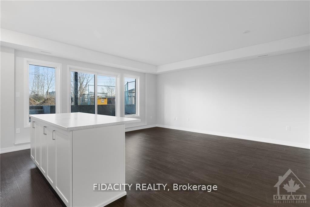 Photo 5 of Unit F, 231 Citiplace Drive, Ottawa, Merivale Industrial Park/Citiplace — HOMEH