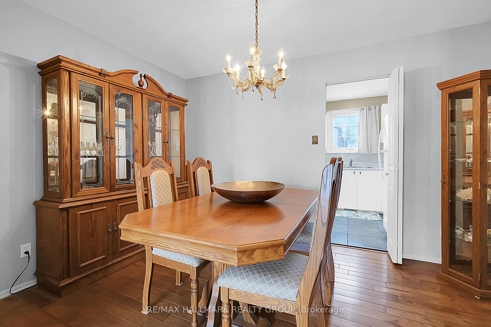 Photo 7 of 3318 Southgate Road, Ottawa, South Keys — HOMEH