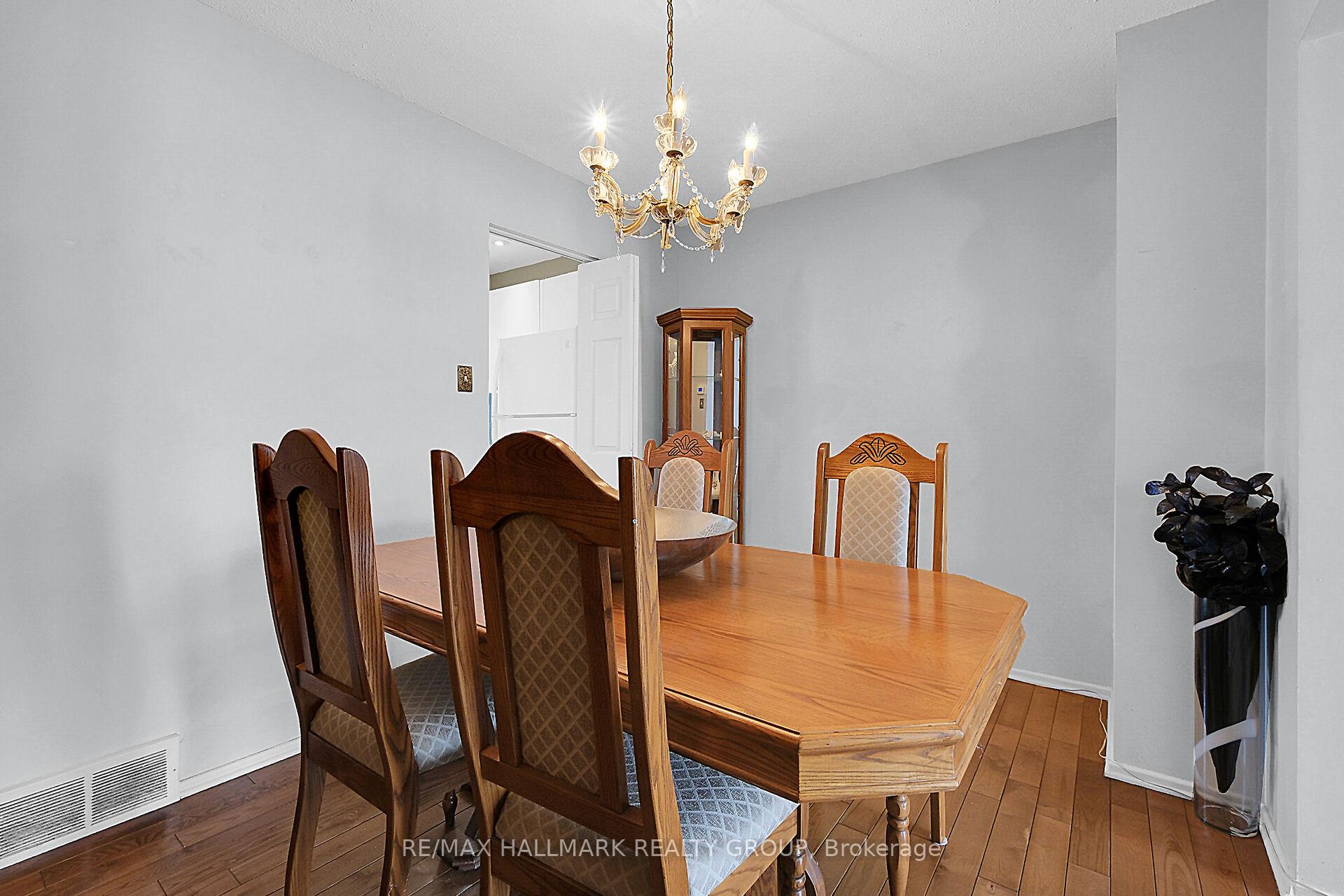 Photo 8 of 3318 Southgate Road, Ottawa, South Keys — HOMEH