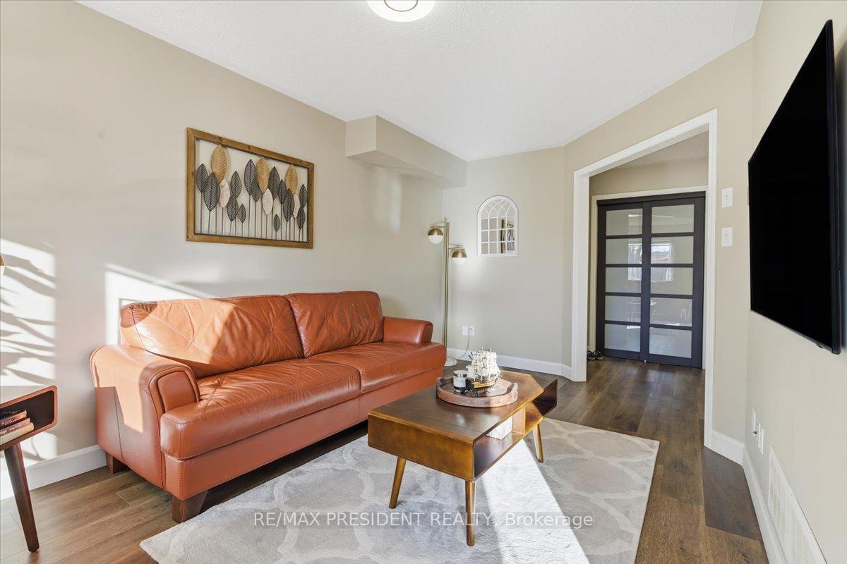 Photo 11 of 8 Cotton Street, Clarington, Bowmanville — HOMEH