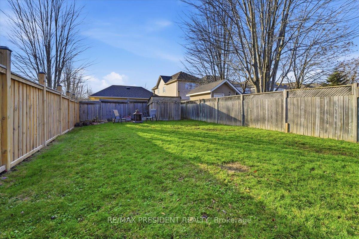 Photo 38 of 8 Cotton Street, Clarington, Bowmanville — HOMEH