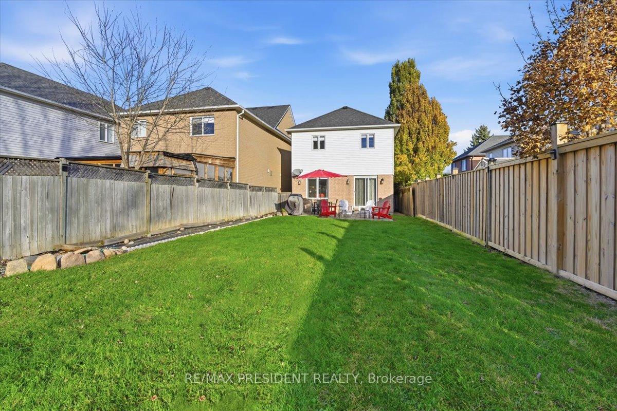 Photo 39 of 8 Cotton Street, Clarington, Bowmanville — HOMEH