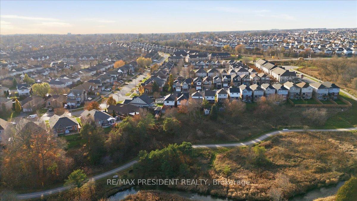 Photo 48 of 8 Cotton Street, Clarington, Bowmanville — HOMEH