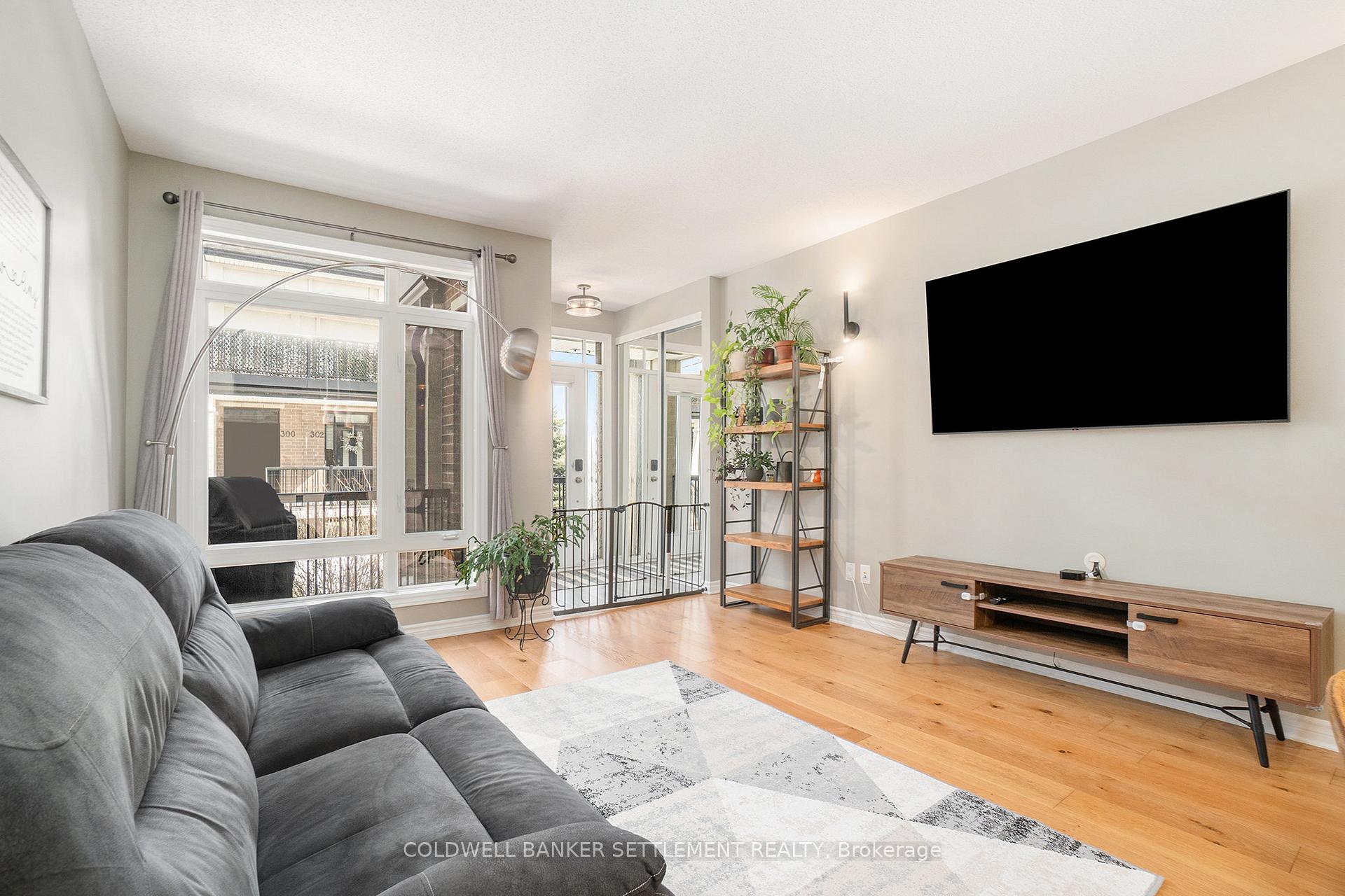 Photo 4 of 266 Pembina Private, Ottawa, Riverside South/Gloucester Glen — HOMEH