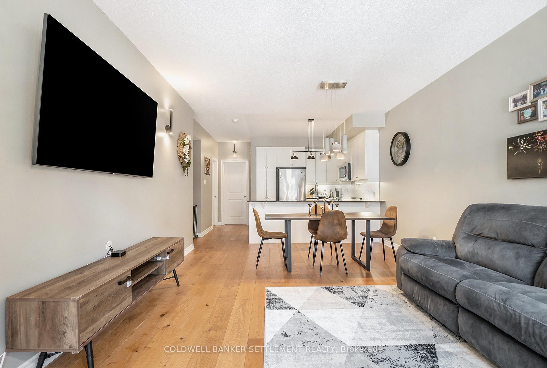 Photo 6 of 266 Pembina Private, Ottawa, Riverside South/Gloucester Glen — HOMEH