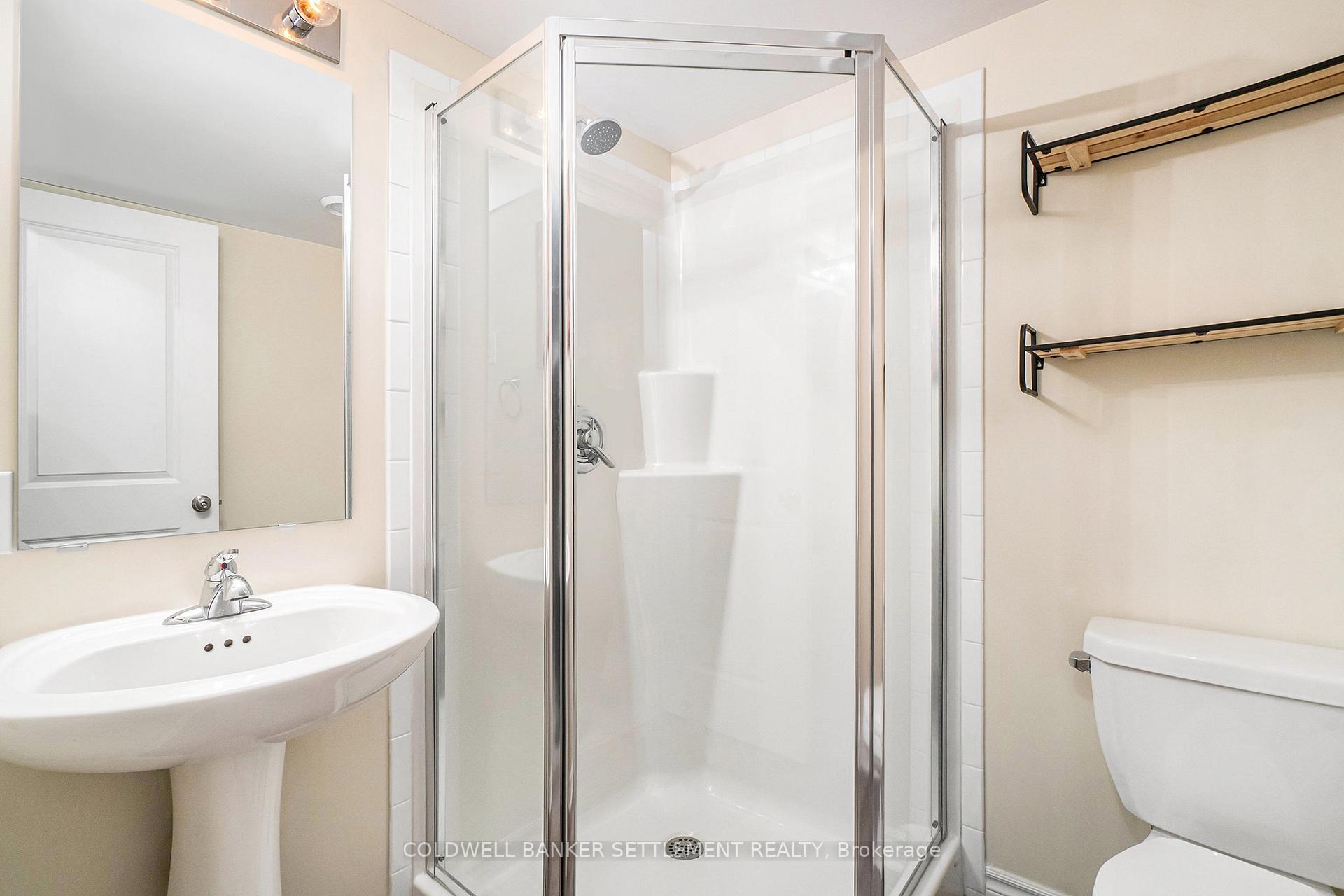 Photo 23 of 266 Pembina Private, Ottawa, Riverside South/Gloucester Glen — HOMEH