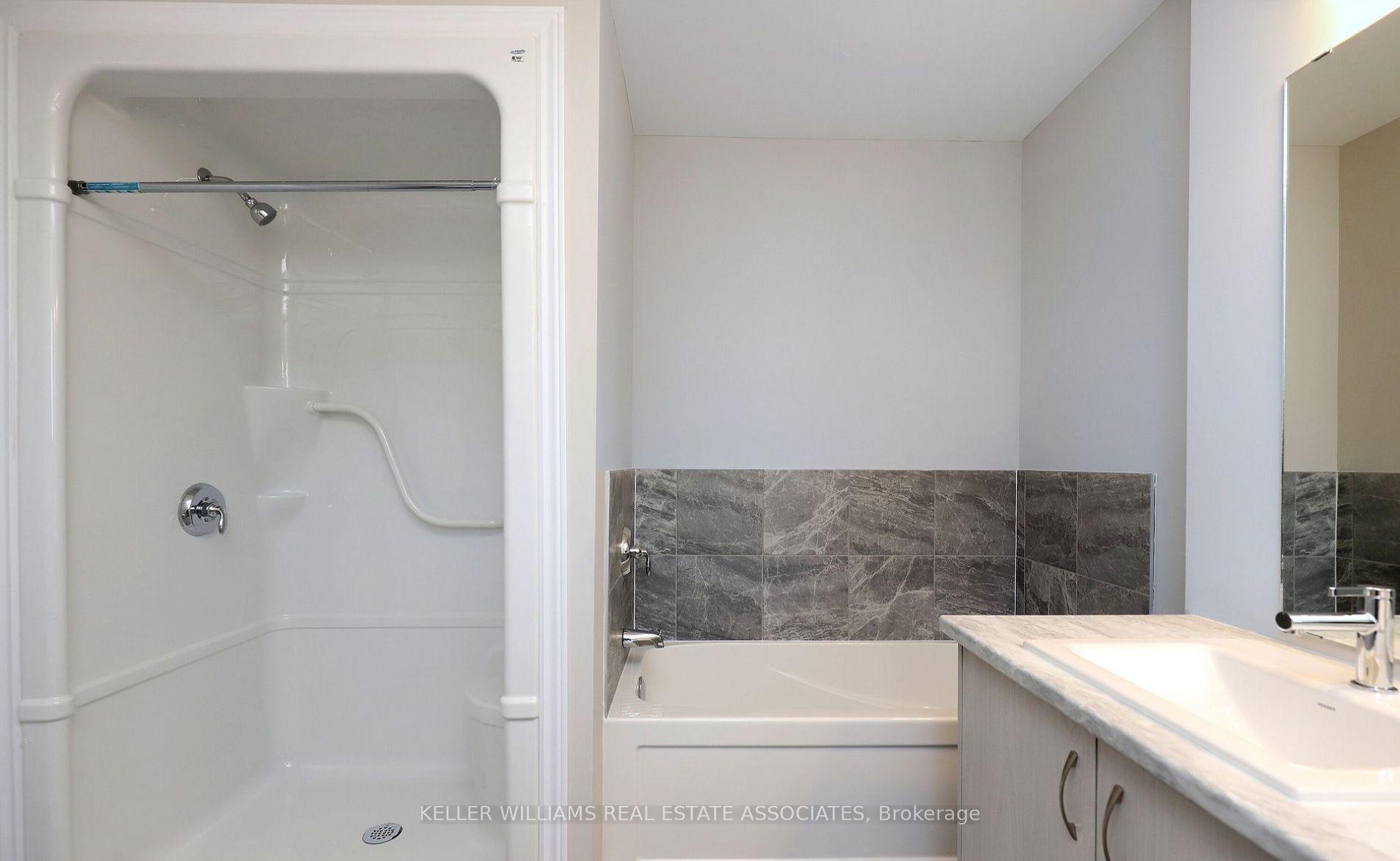 Photo 12 of Unit 32, 22 Renfrew Trail, Renfrew, Renfrew — HOMEH