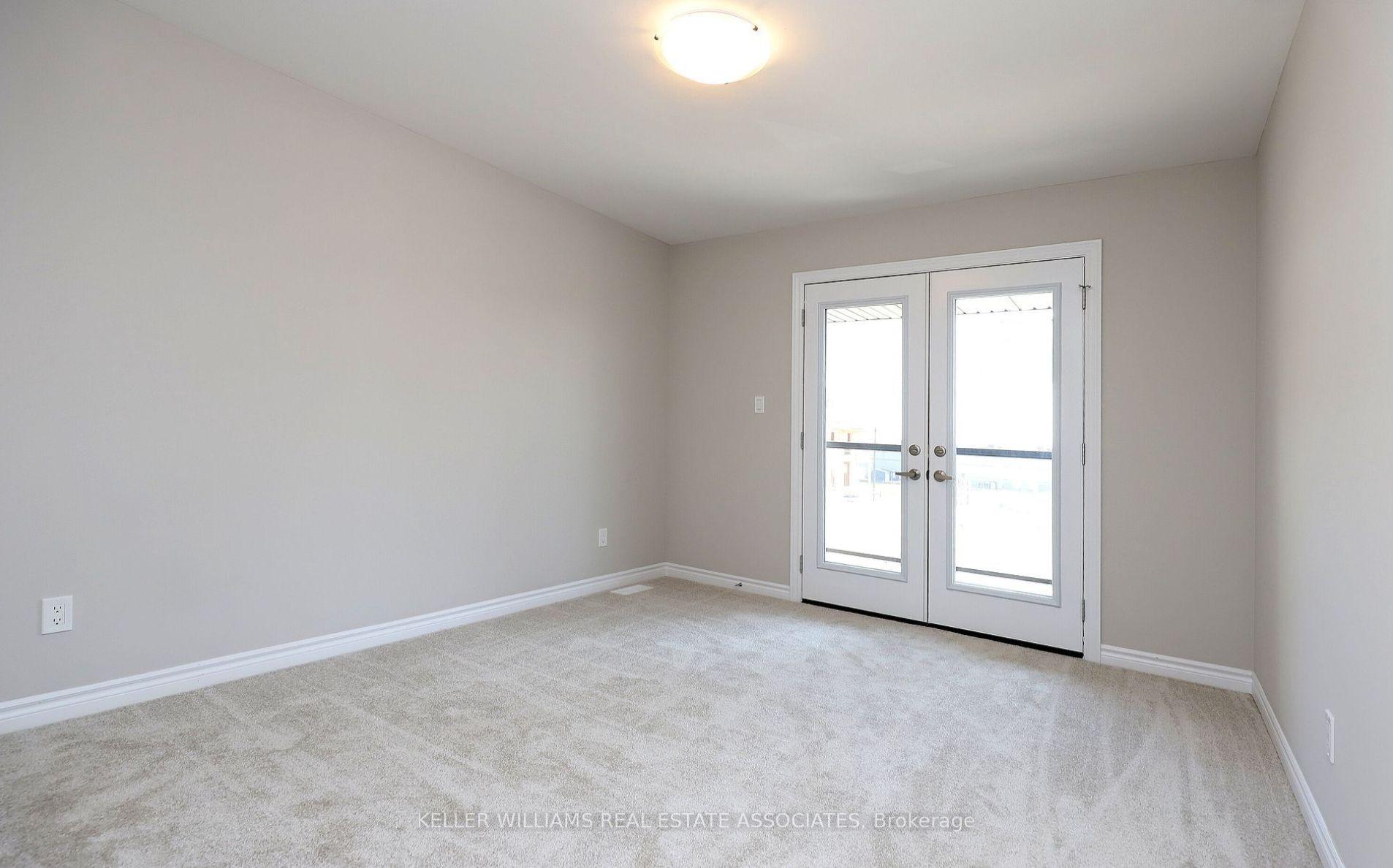 Photo 13 of Unit 32, 22 Renfrew Trail, Renfrew, Renfrew — HOMEH