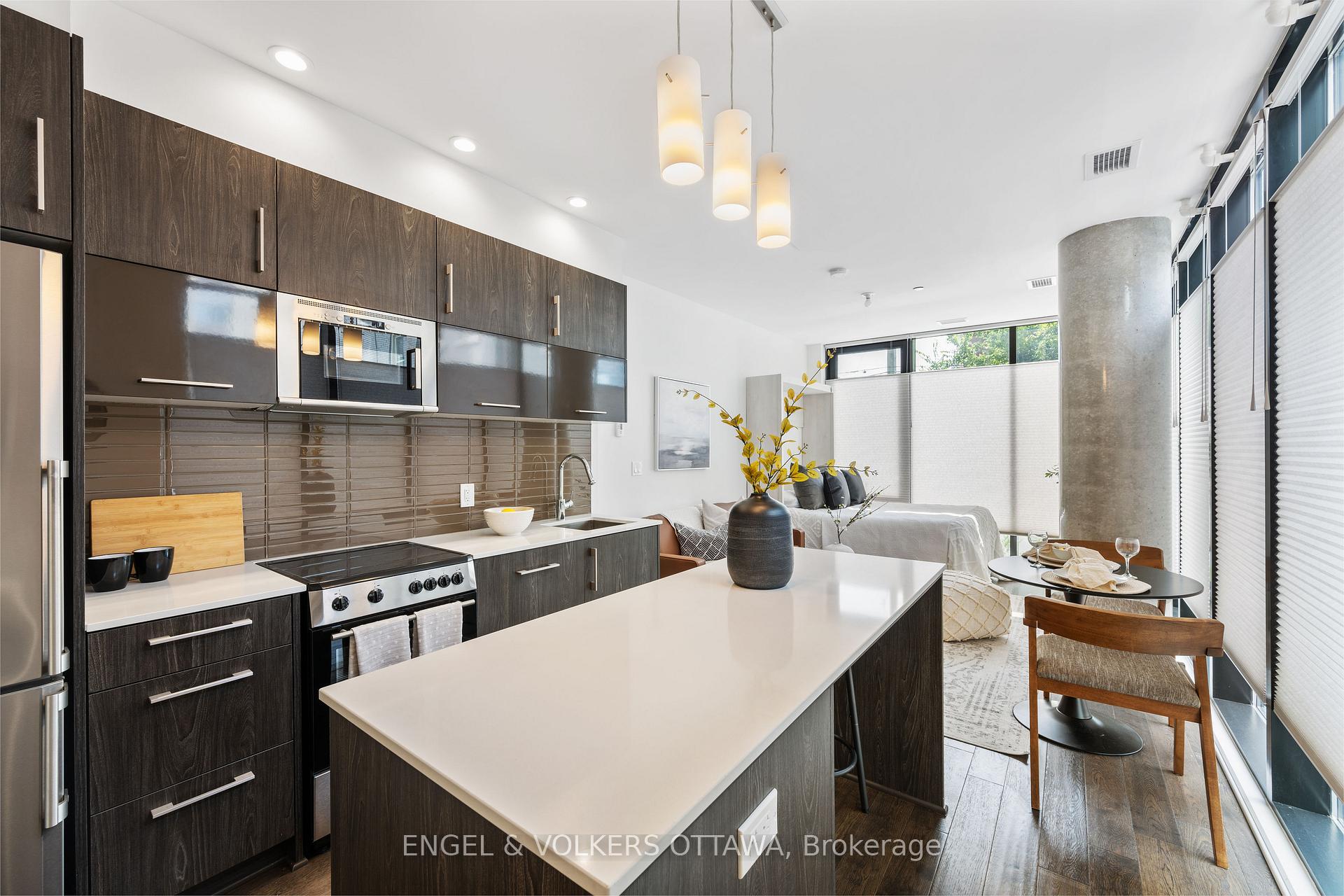 Photo 4 of Unit 102, 255 Bay Street, Ottawa, Ottawa Centre — HOMEH