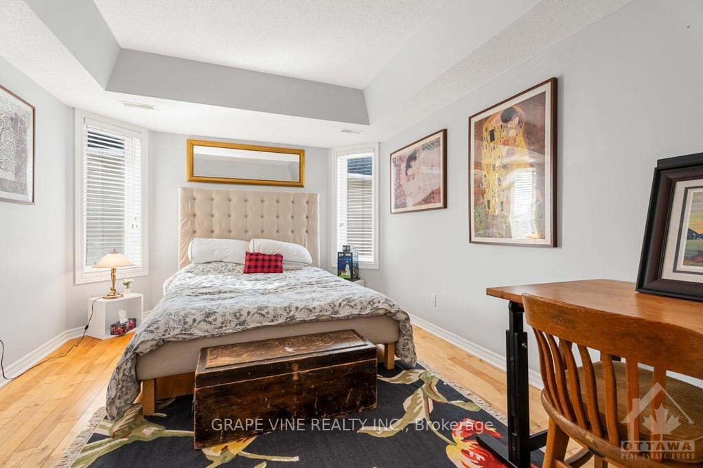 Photo 20 of 36 Edenvale Drive, Ottawa, Kanata - Beaverbrook — HOMEH