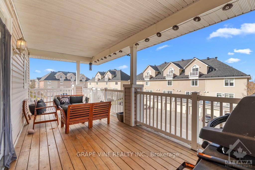 Photo 21 of 36 Edenvale Drive, Ottawa, Kanata - Beaverbrook — HOMEH