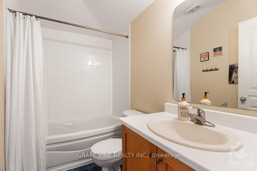 Photo 28 of 36 Edenvale Drive, Ottawa, Kanata - Beaverbrook — HOMEH