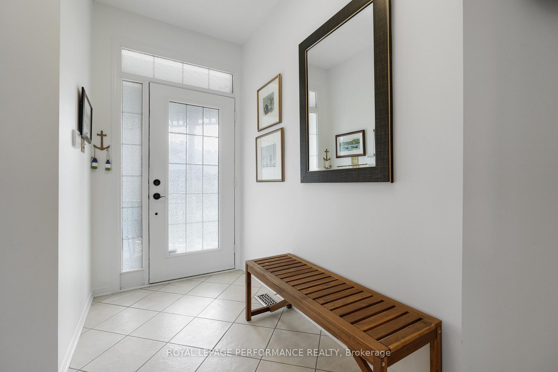 Photo 2 of 42 Briardale Crescent, Ottawa, City View/Skyline/Fisher Heights/Parkwood Hills — HOMEH