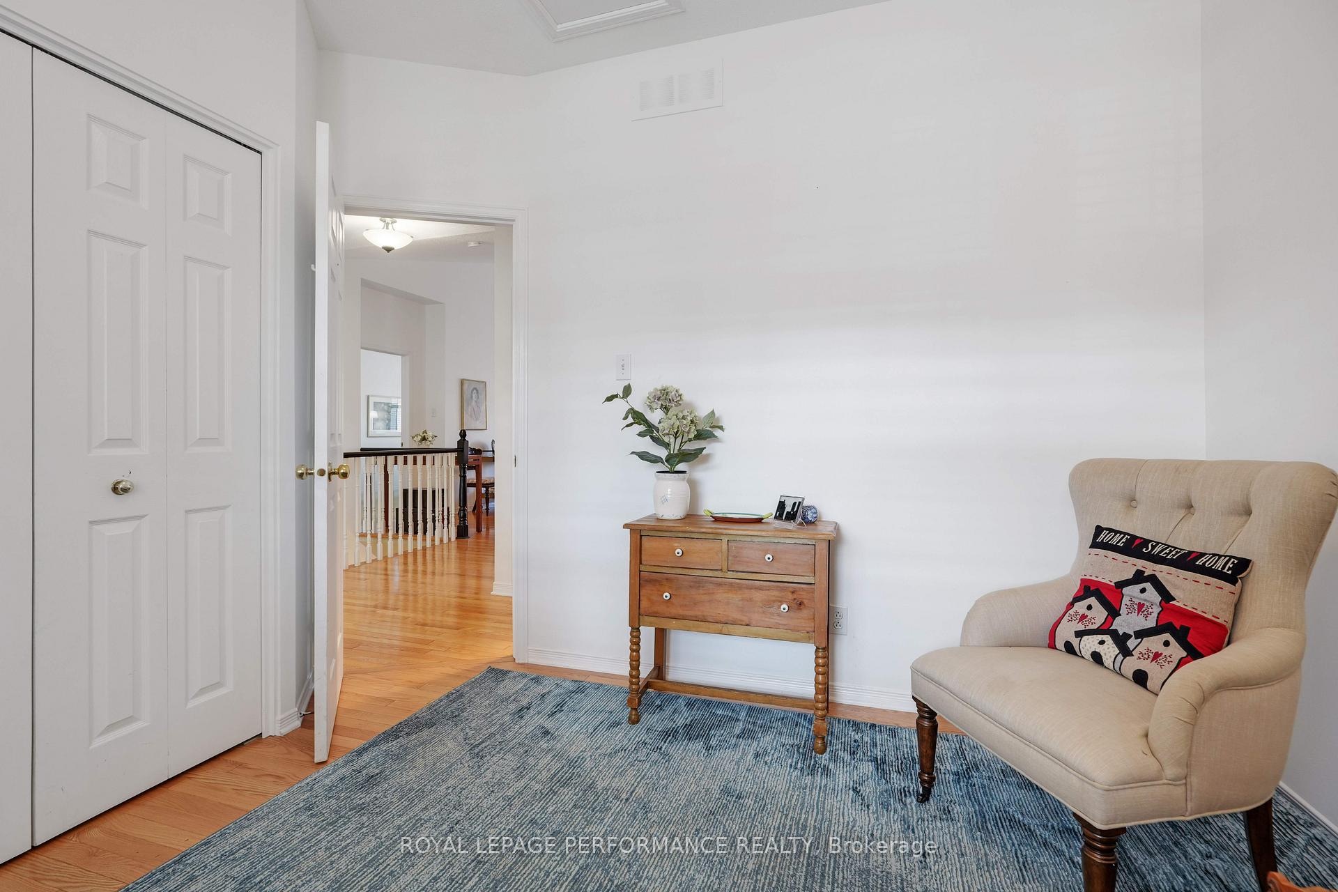 Photo 9 of 42 Briardale Crescent, Ottawa, City View/Skyline/Fisher Heights/Parkwood Hills — HOMEH