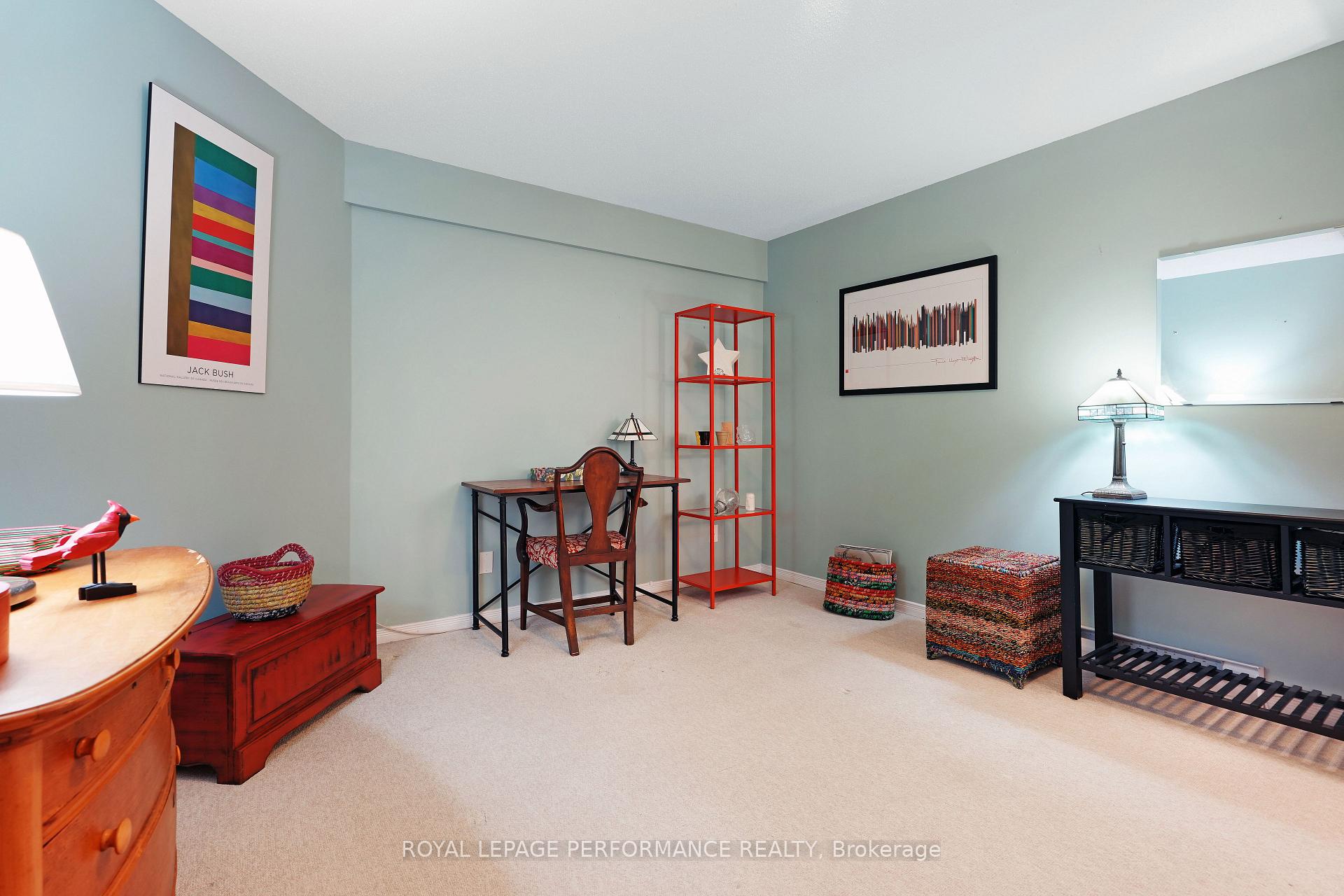 Photo 28 of 42 Briardale Crescent, Ottawa, City View/Skyline/Fisher Heights/Parkwood Hills — HOMEH