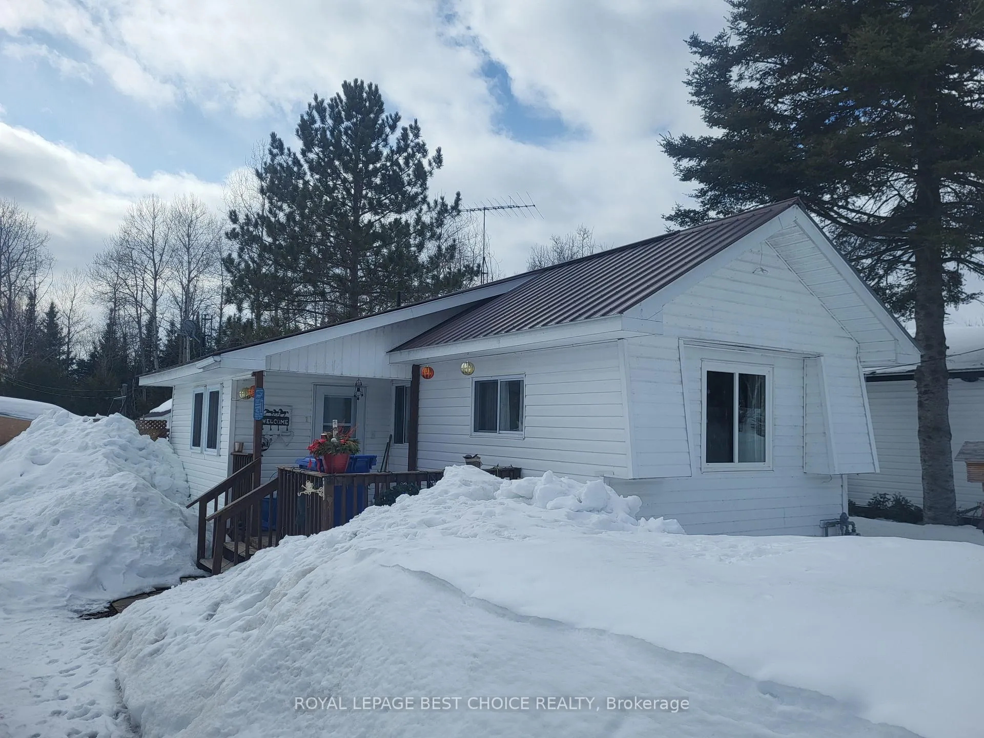 Photo 1 of 24 Goward Avenue W, Temagami — HOMEH