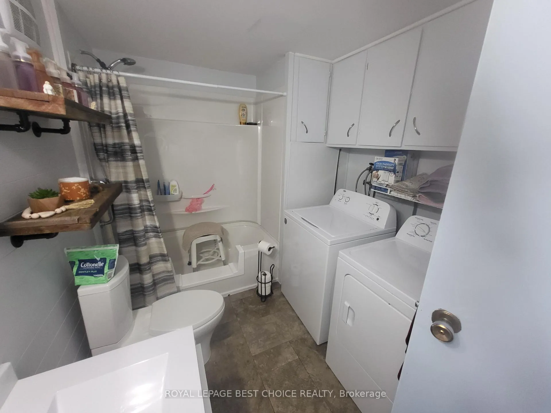 Photo 11 of 24 Goward Avenue W, Temagami — HOMEH