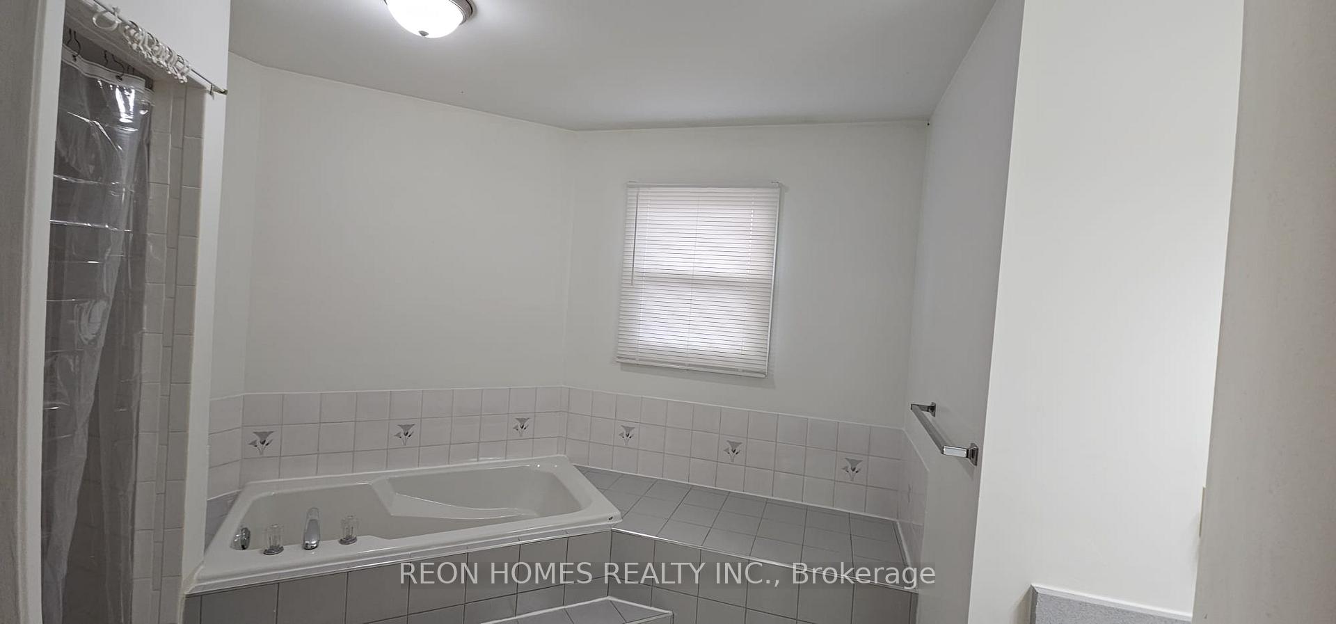 Photo 26 of 18 Bray Drive, Ajax, Central — HOMEH