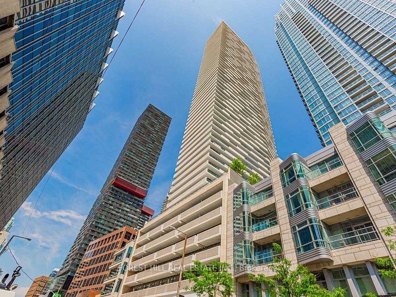 Photo 1 of Unit 5802, 2221 Yonge Street, Toronto, Mount Pleasant West — HOMEH