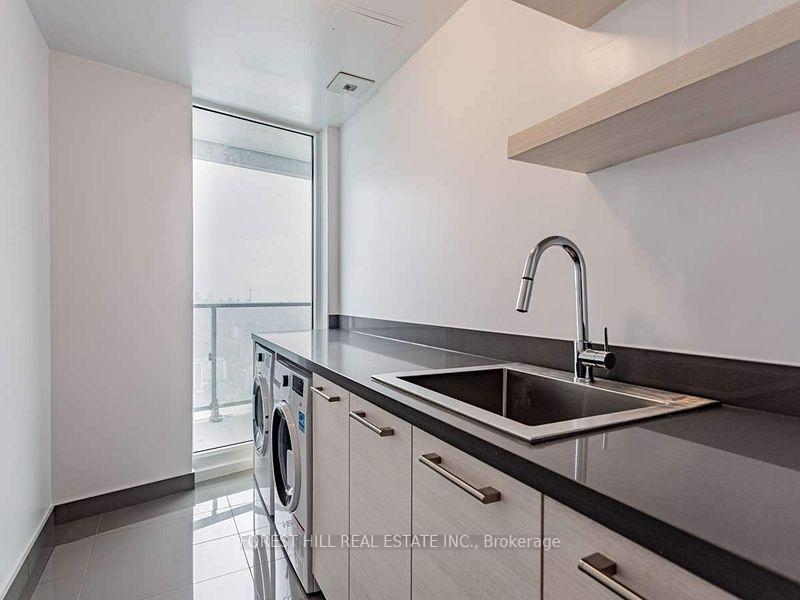 Photo 25 of Unit 5802, 2221 Yonge Street, Toronto, Mount Pleasant West — HOMEH