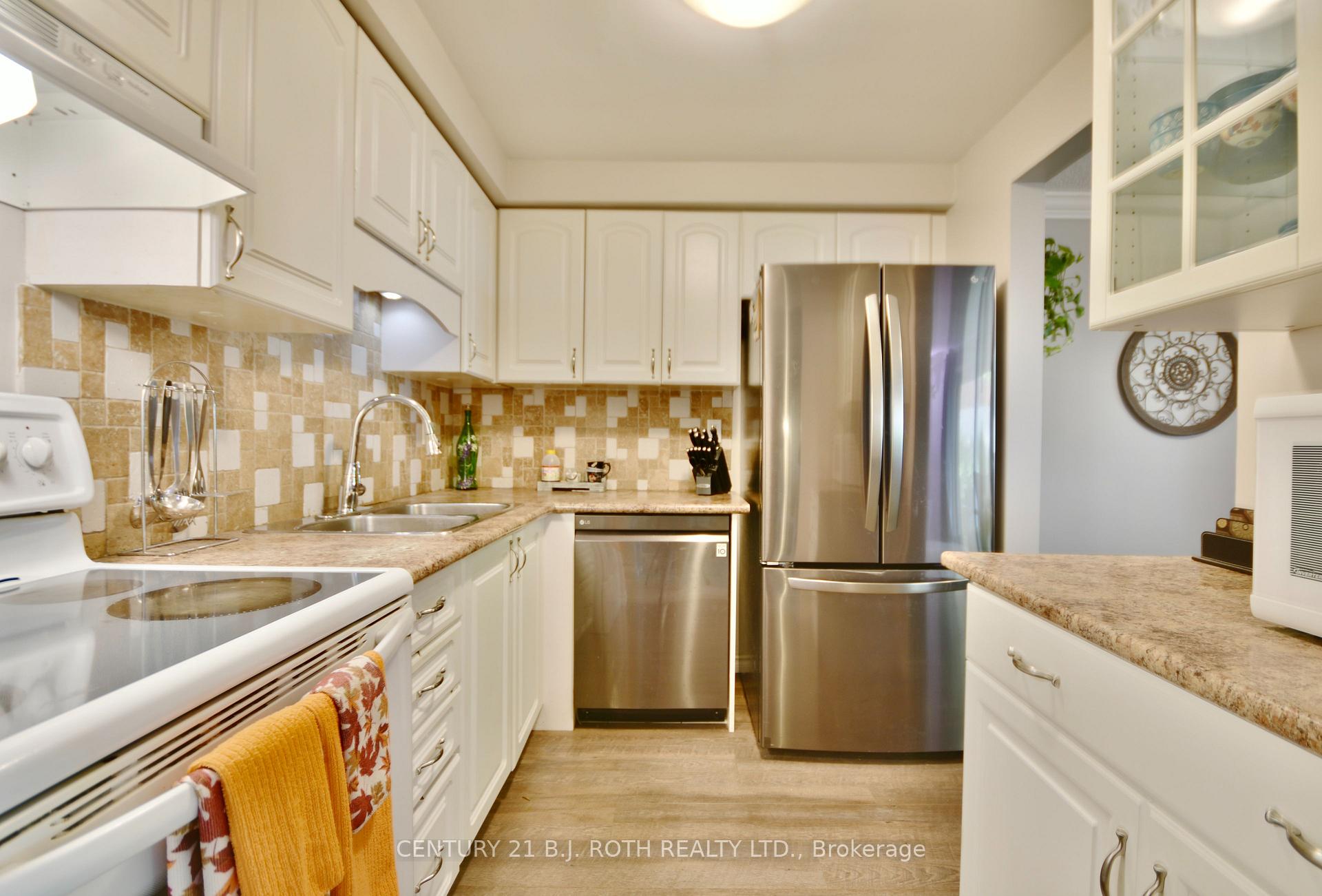 Photo 24 of Unit 8, 30 Loggers Run, Barrie, Ardagh — HOMEH