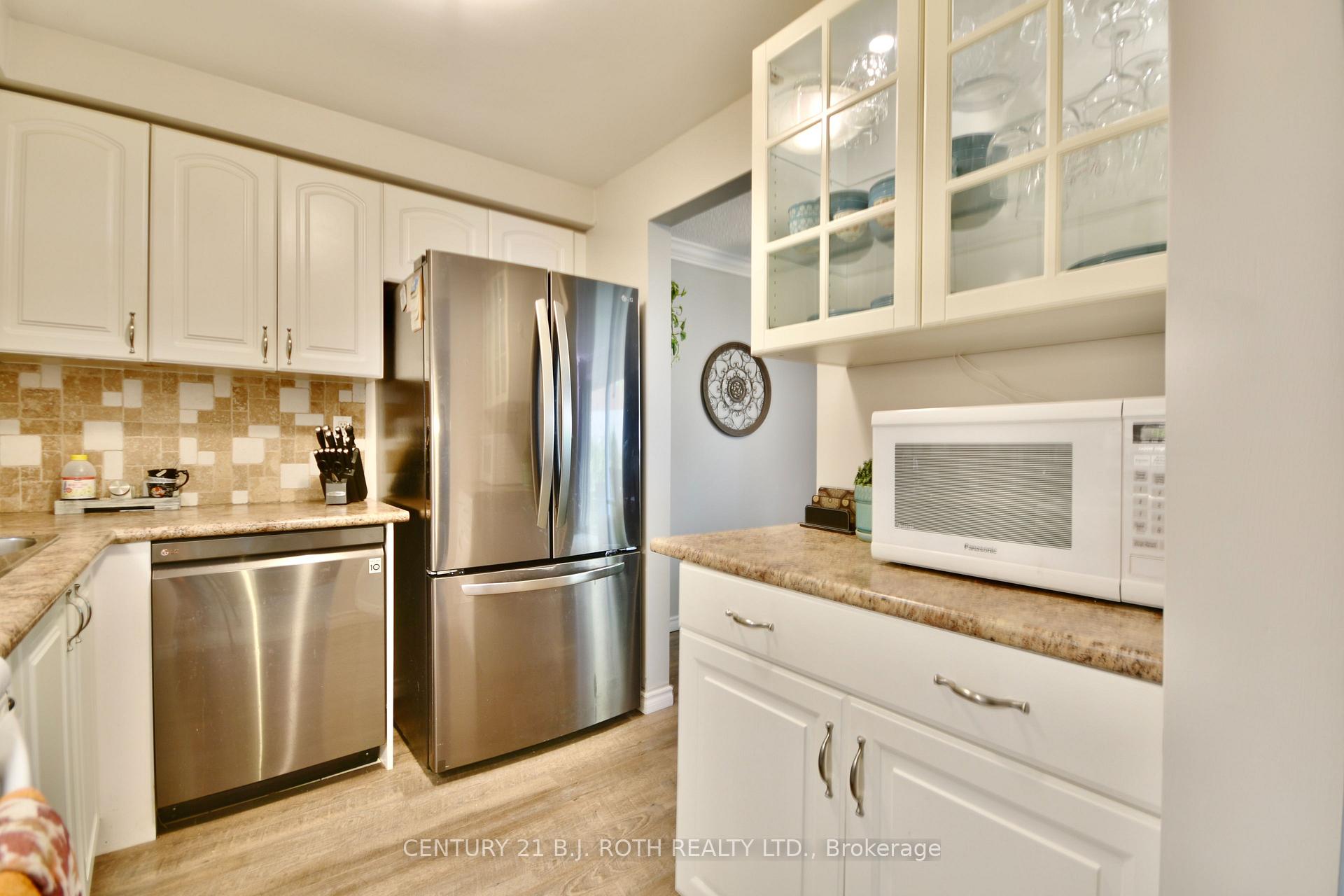 Photo 26 of Unit 8, 30 Loggers Run, Barrie, Ardagh — HOMEH