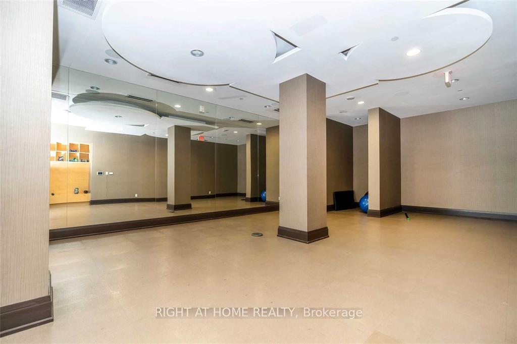 Photo 6 of Unit 801, 23 Glebe Road W, Toronto, Yonge-Eglinton — HOMEH