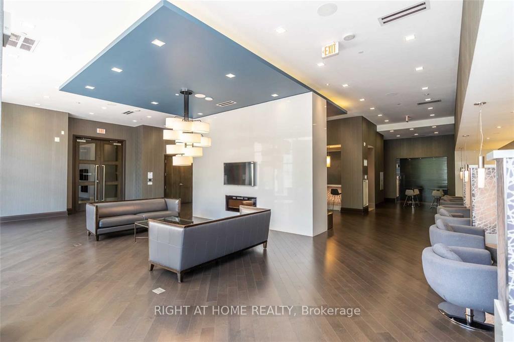 Photo 10 of Unit 801, 23 Glebe Road W, Toronto, Yonge-Eglinton — HOMEH