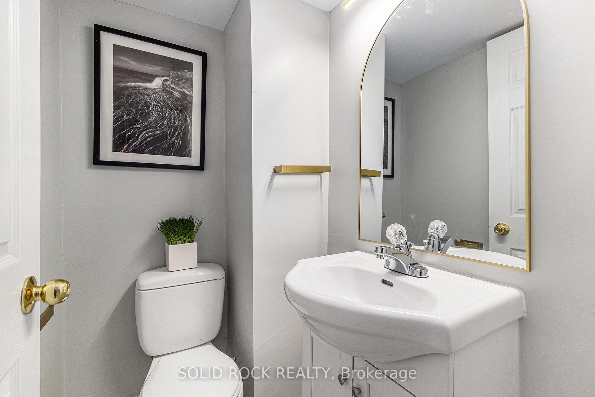 Photo 8 of Unit 31, 1518C Beaverpond Drive, Ottawa, Pineview — HOMEH