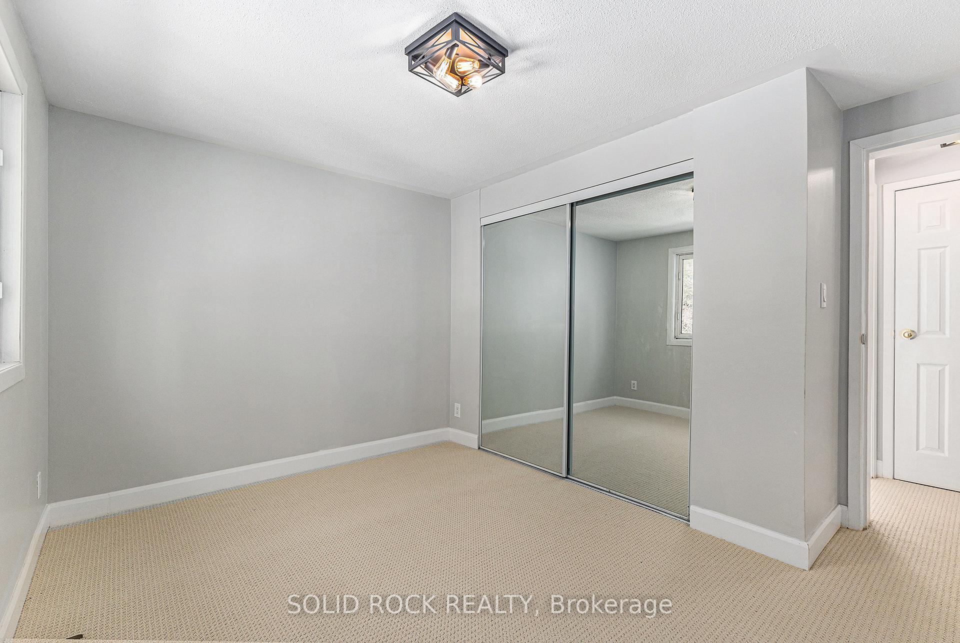 Photo 11 of Unit 31, 1518C Beaverpond Drive, Ottawa, Pineview — HOMEH