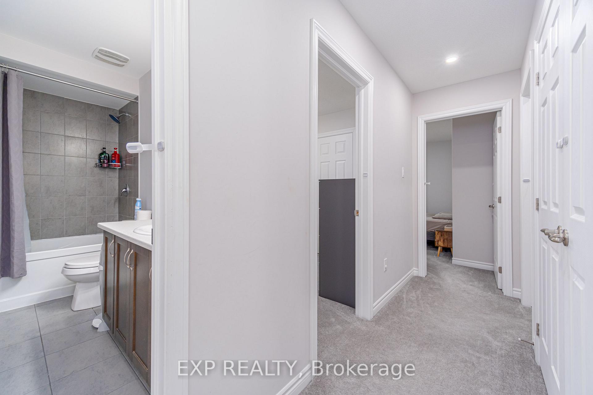 Photo 17 of 103 Walleye Private, Ottawa, Barrhaven - Half Moon Bay — HOMEH