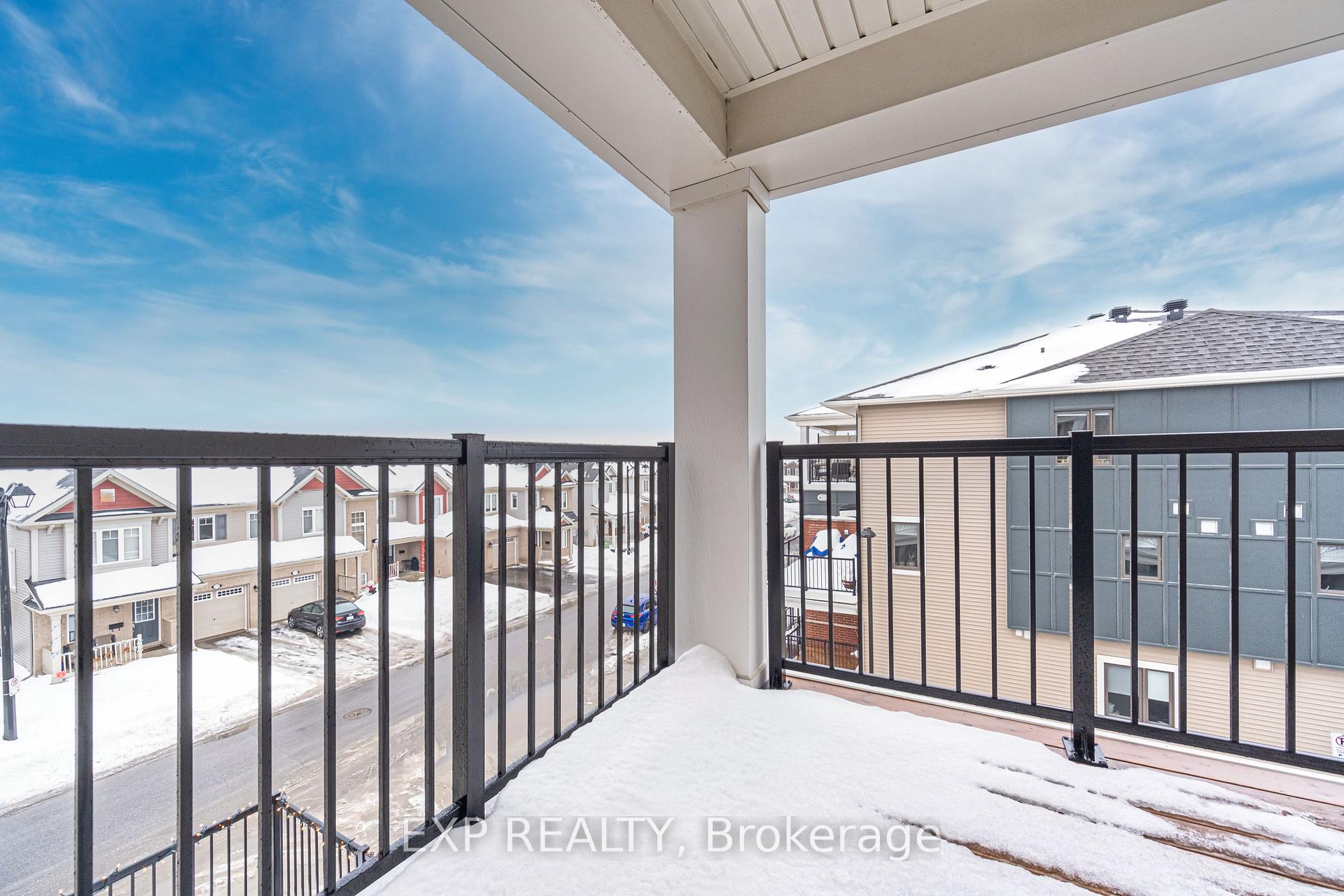 Photo 24 of 103 Walleye Private, Ottawa, Barrhaven - Half Moon Bay — HOMEH