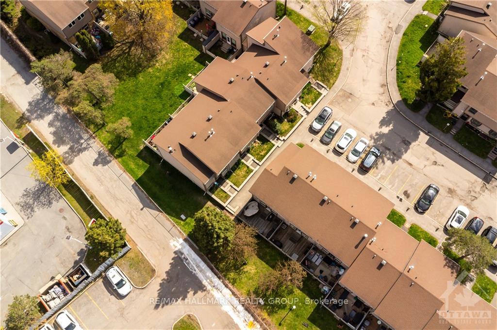 Photo 27 of 2219 Stonehenge Crescent, Ottawa, Pineview — HOMEH