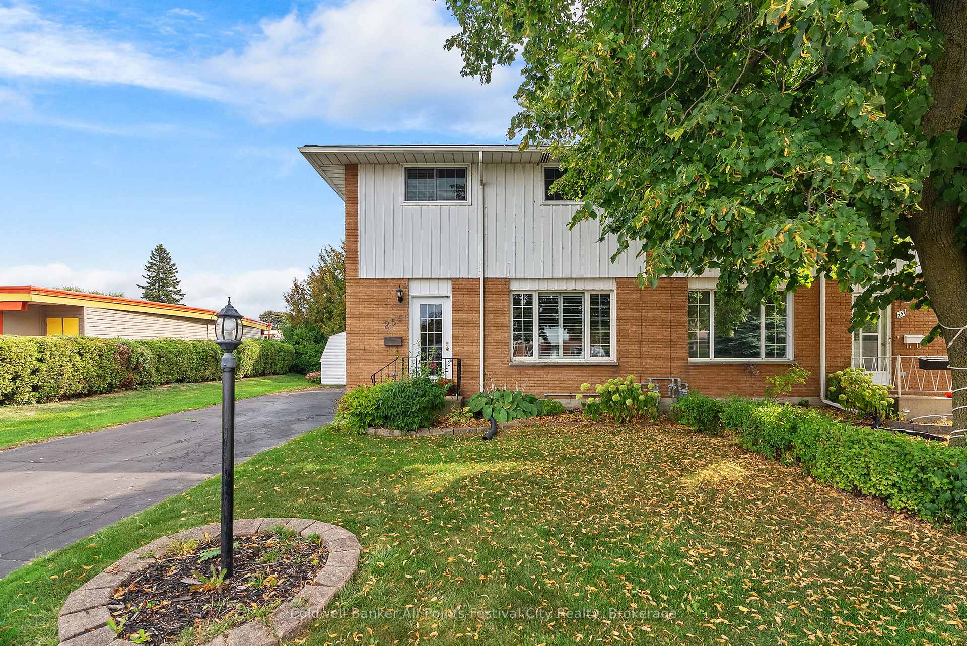 Photo 4 of 255 Christina Court, Goderich, Goderich (Town) — HOMEH