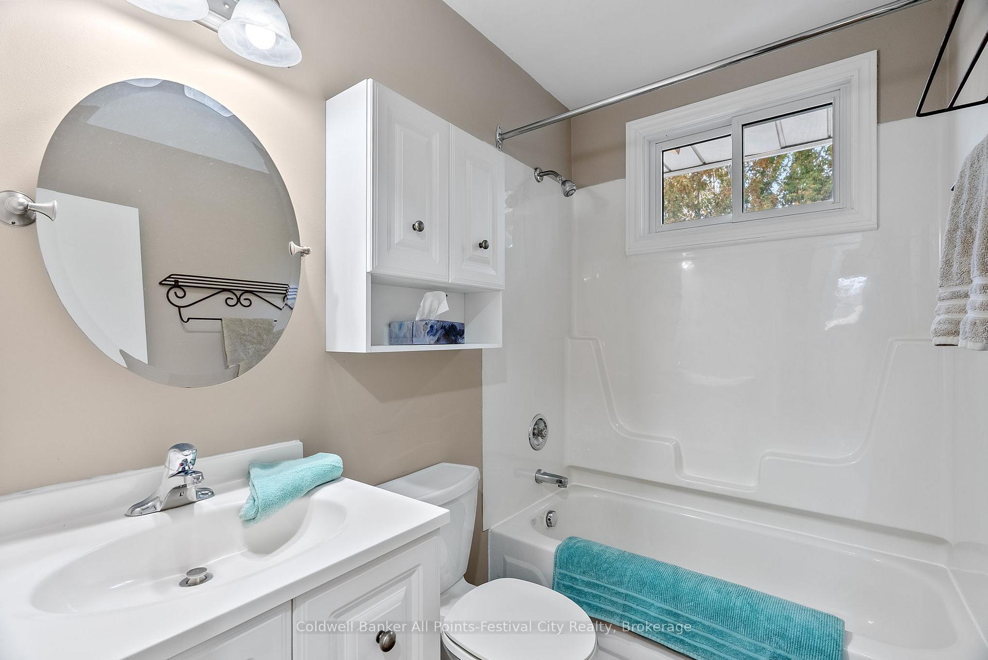 Photo 23 of 255 Christina Court, Goderich, Goderich (Town) — HOMEH
