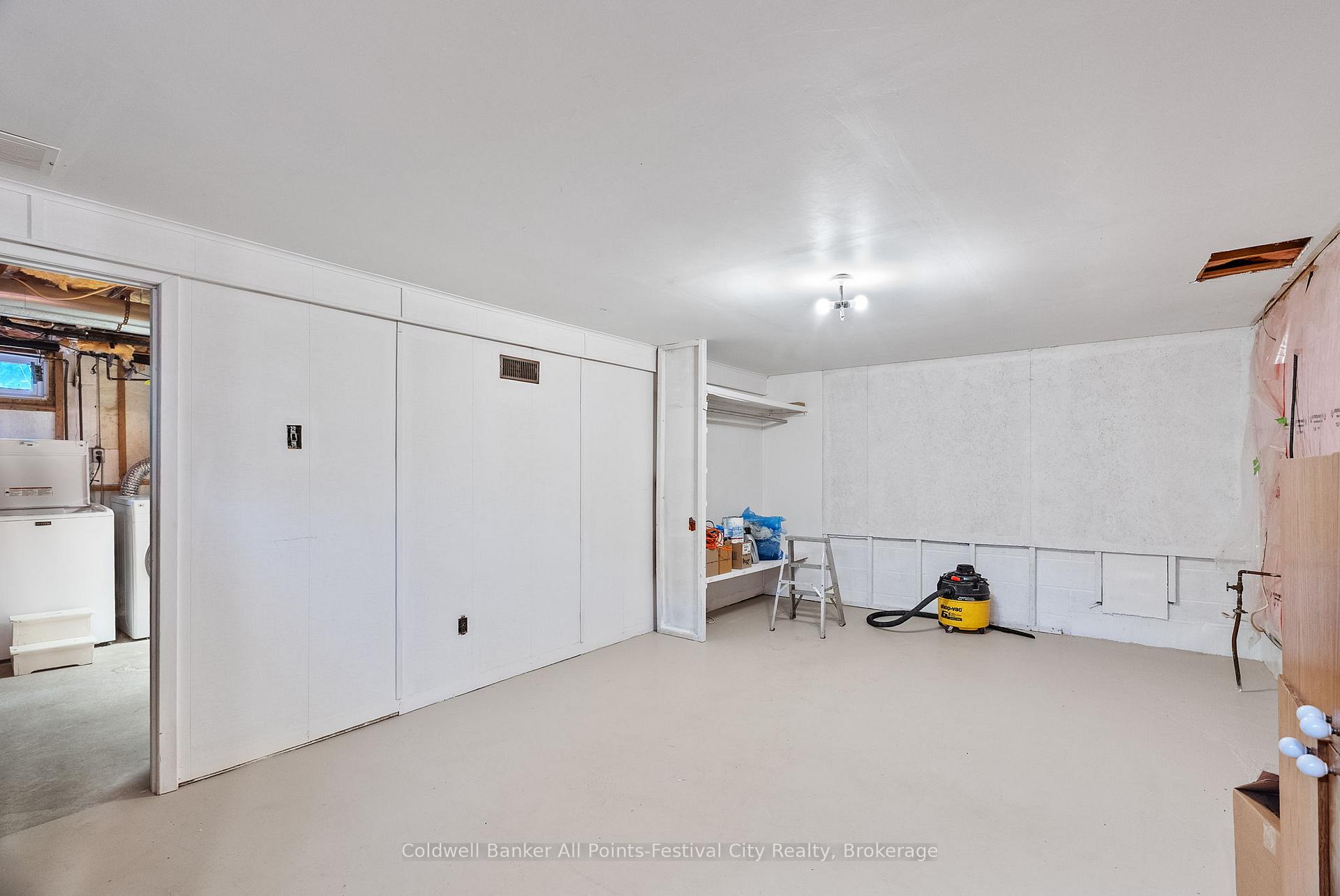 Photo 31 of 255 Christina Court, Goderich, Goderich (Town) — HOMEH
