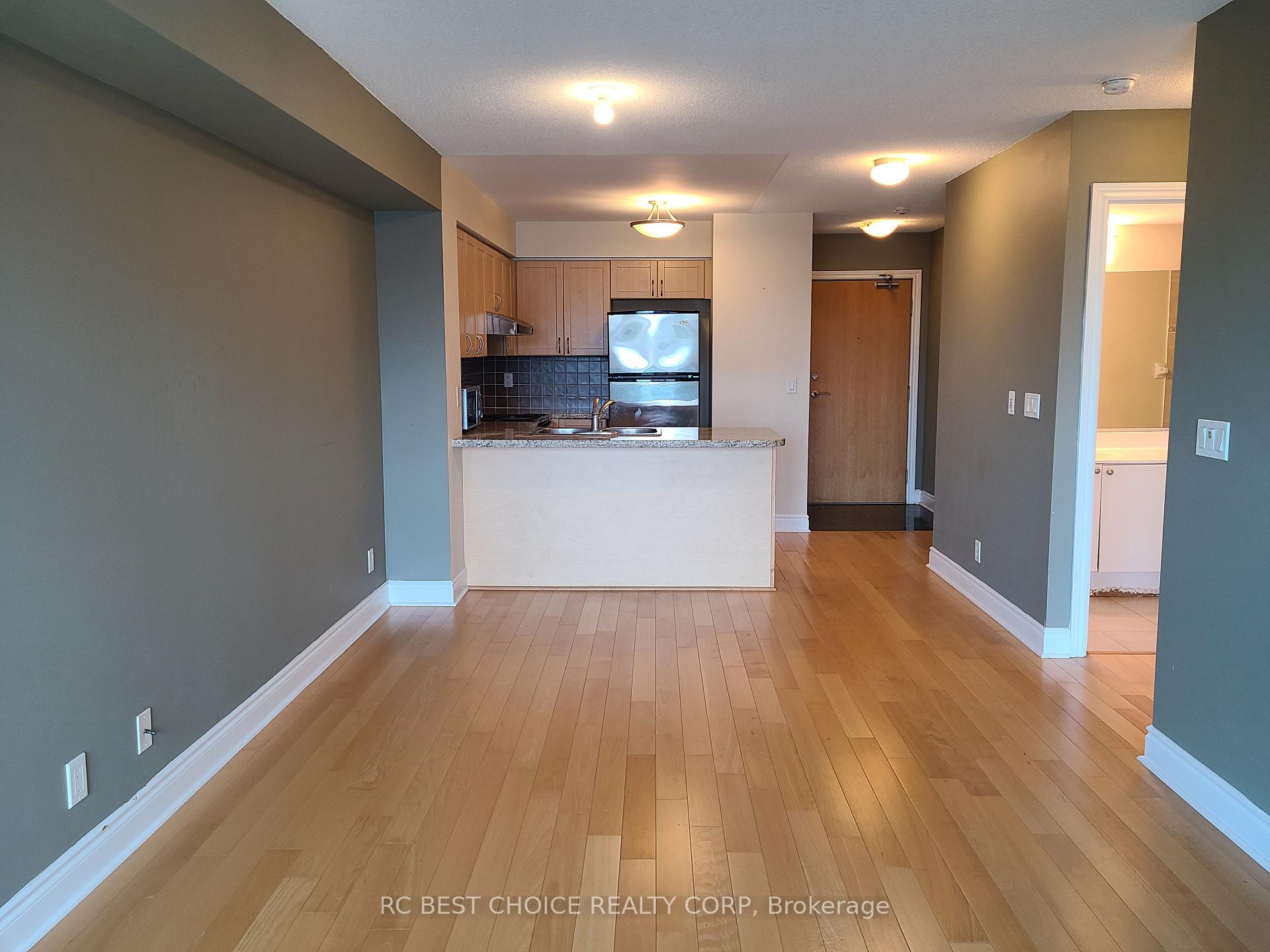 Photo 1 of Unit 810, 32 Clegg Road, Markham, Unionville — HOMEH