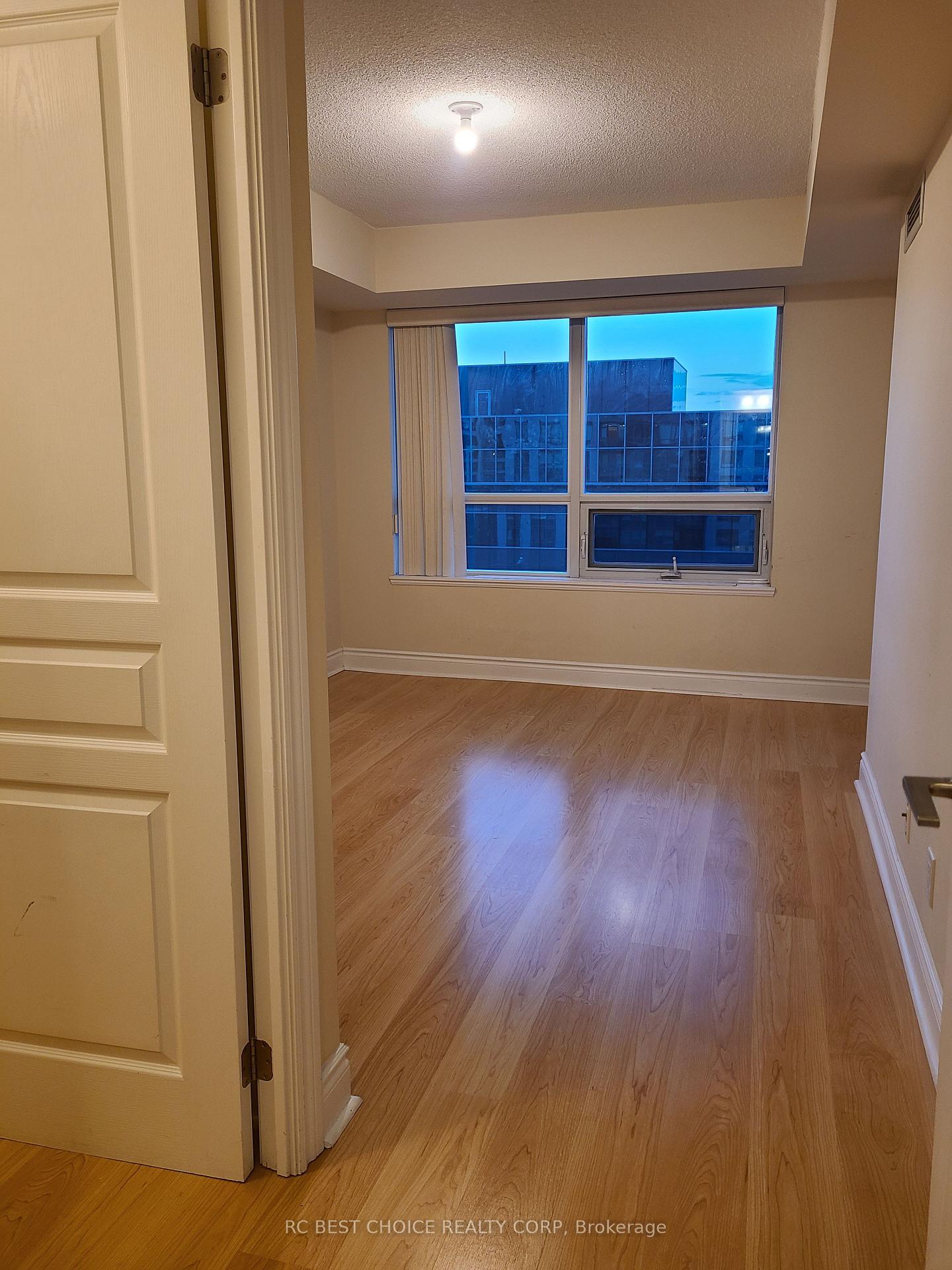 Photo 22 of Unit 810, 32 Clegg Road, Markham, Unionville — HOMEH