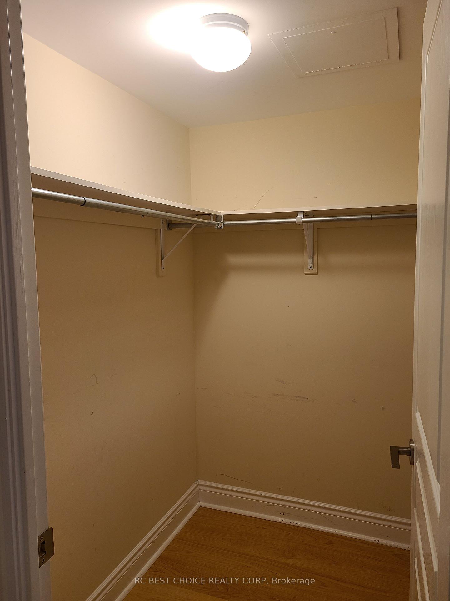 Photo 23 of Unit 810, 32 Clegg Road, Markham, Unionville — HOMEH