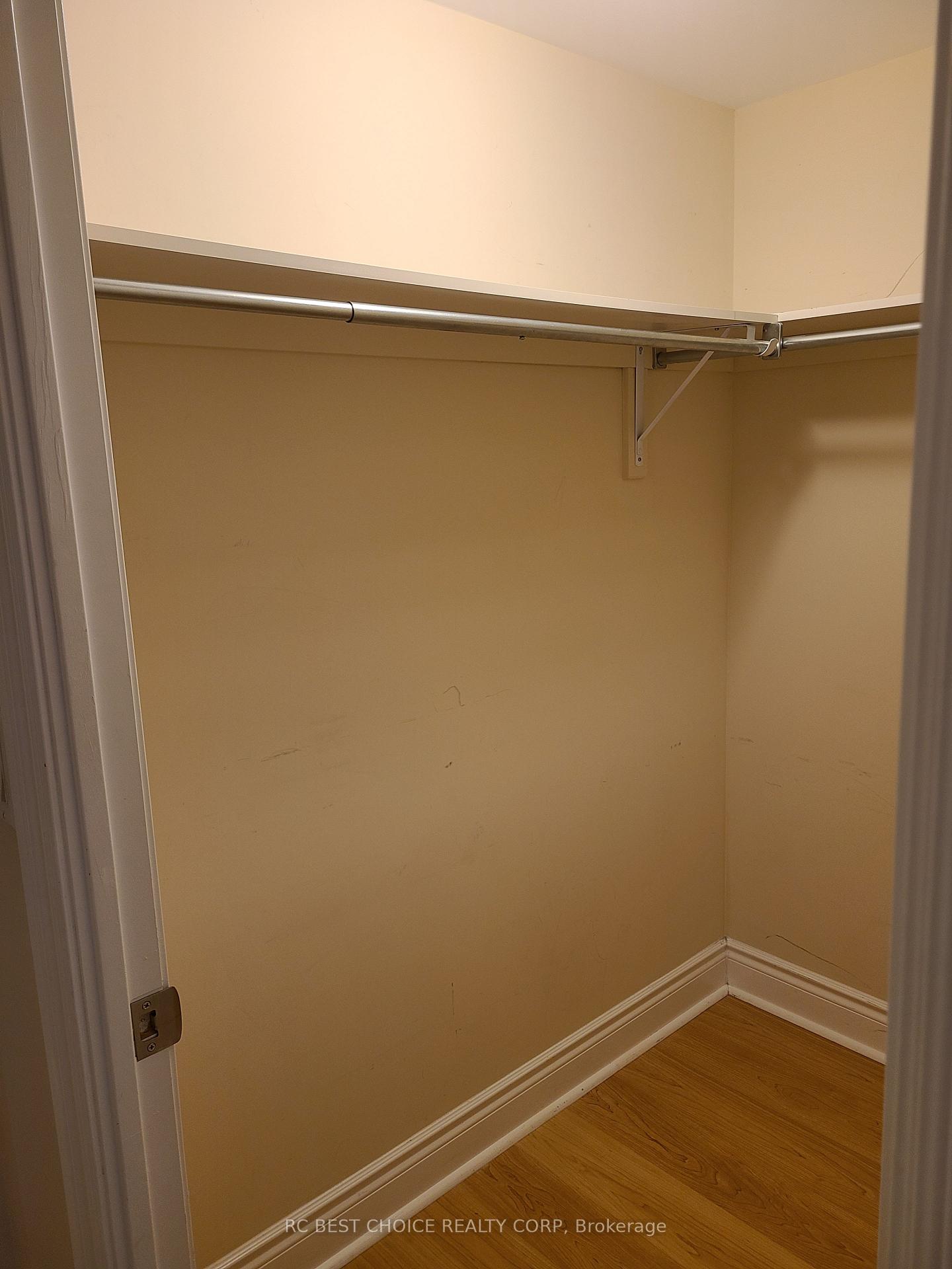 Photo 24 of Unit 810, 32 Clegg Road, Markham, Unionville — HOMEH